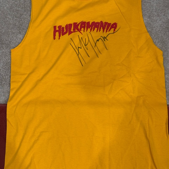 Gildan Other - Yellow Hulkamania Tank Top signed by hulk Hogan Schwartz hologram